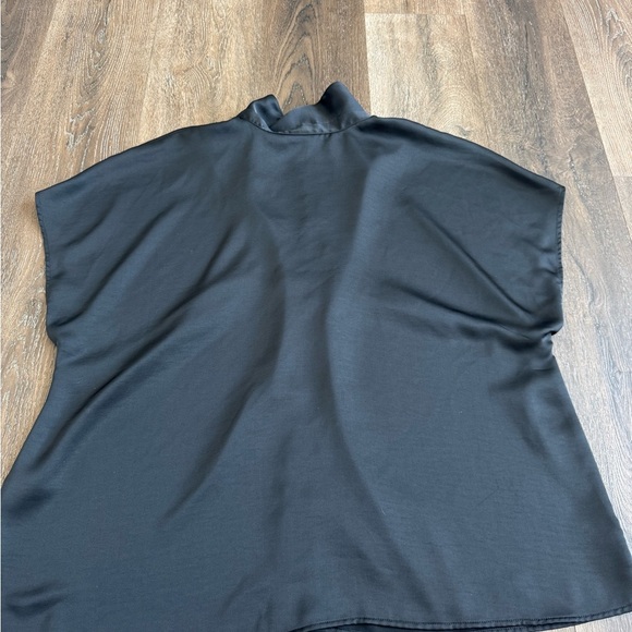 Ava and Viv top. Women’s size 1X. Black, button up. Excellent used condition! - Picture 6 of 6